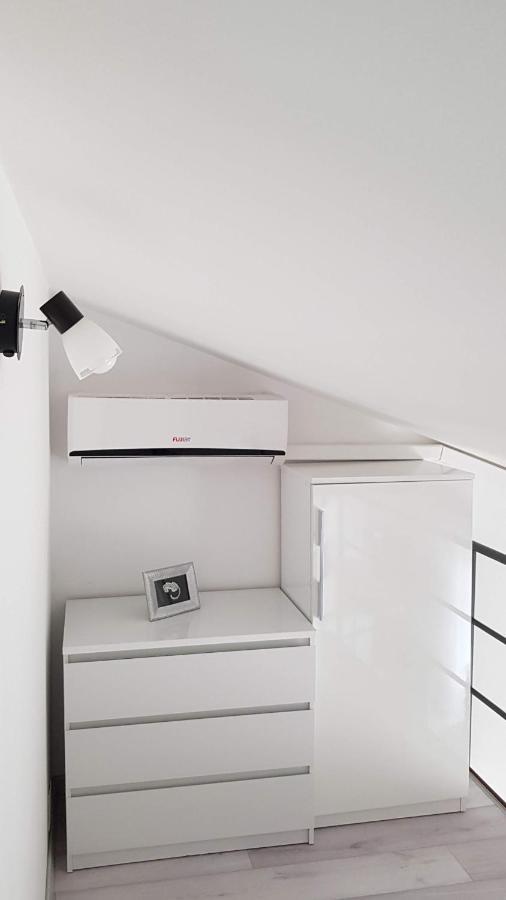 Sia House Apartment Pula Bagian luar foto